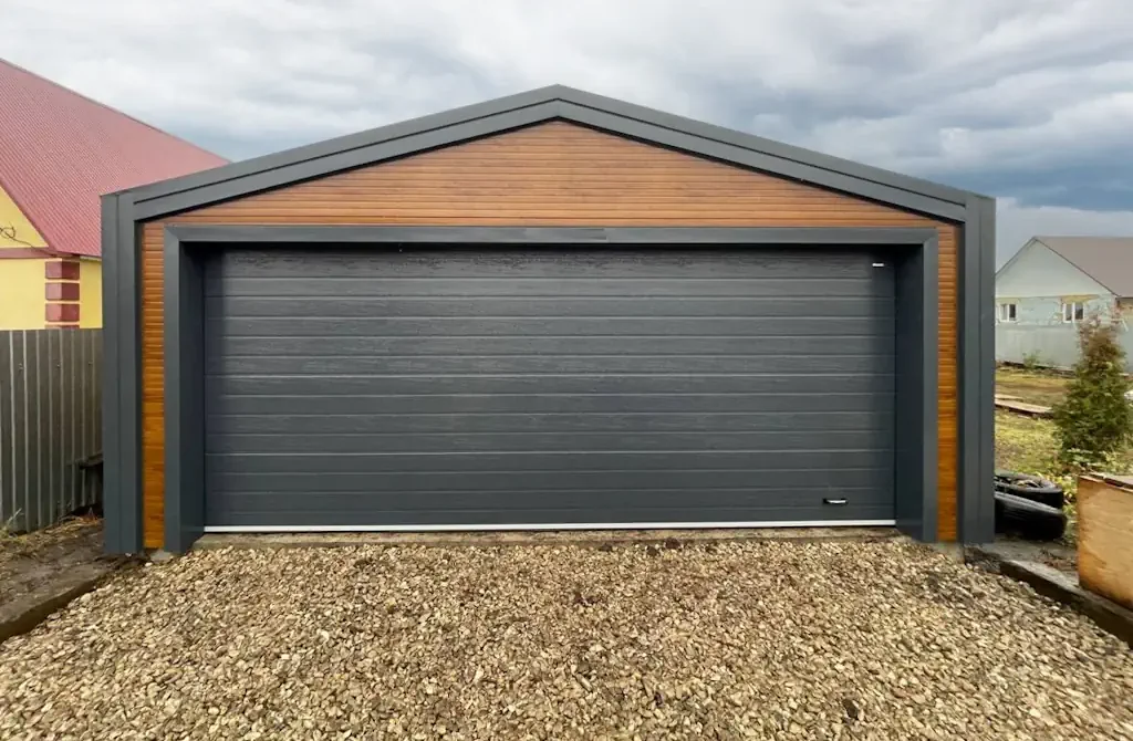 Комфортное пользование гаражом благодаря секционным воротам